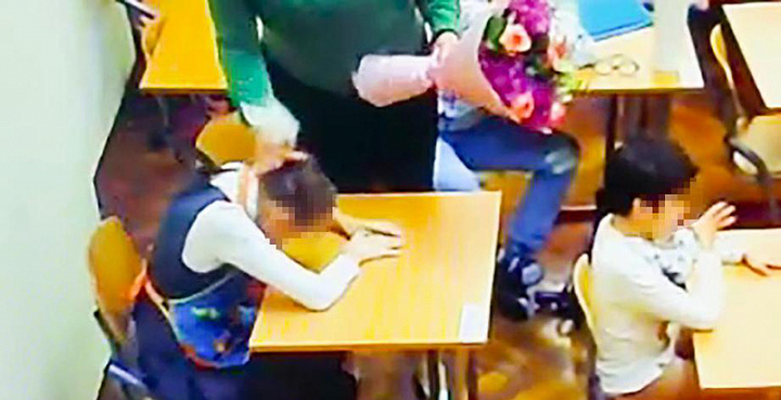 В Москве задержали учительницу, избивавшую детей
