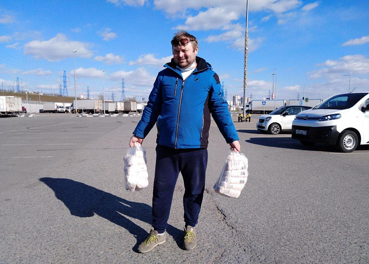 Почему Мухаммад из Таджикистана решил раздавать еду москвичам