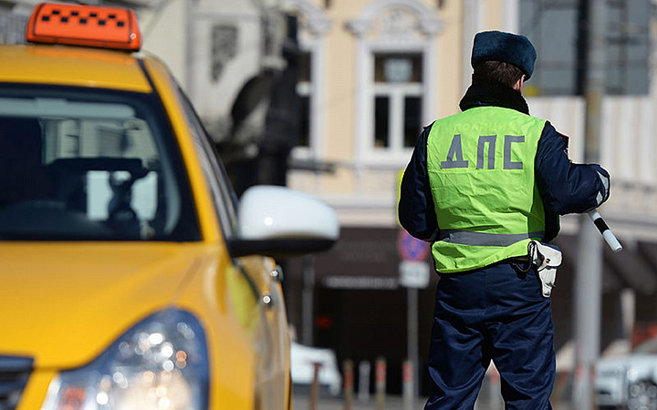 133 московским автомобилистам отменили штрафы за ошибки в электронных пропусках