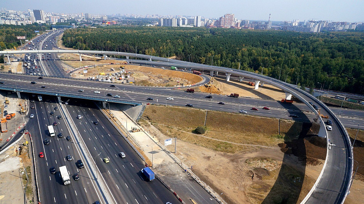 Еще около 300 км дорог построят в столице до конца 2023 года
