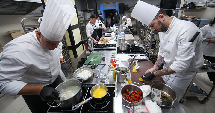 Жизнь с чистого ножа: куда пойти учиться, если решил стать шеф-поваром