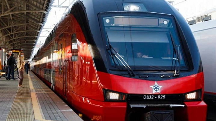 На Московском центральном кольце появился двухэтажный поезд 
